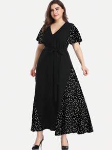 SHEIN Clasi Plus Confetti Heart Print Belted Dress - Black - View 4