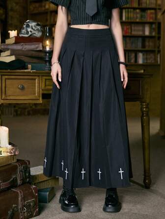 Academia Cross Print Pleated Skirt