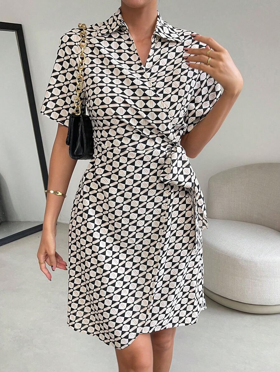 SHEIN Privé Allover Print Knot Side Wrap Dress - Multicolor - View 1