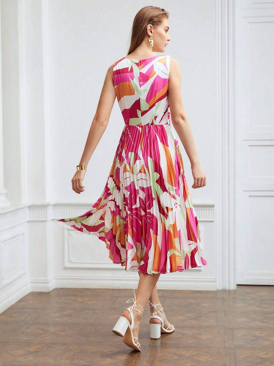 FLORAL PLEATED MIDI DRESS