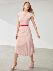 MOTF PREMIUM Vestido medio con cinturón fruncido - Rosa coral - Ver 9