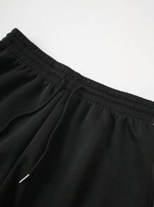SHEIN EZwear 籃球和字母圖案腰部抽繩短褲 - 黑色 - 查看 7