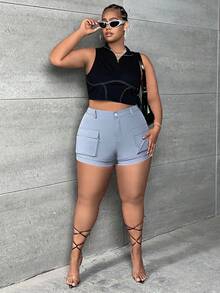 SHEIN SXY 大碼側翻蓋口袋工裝短褲 - 深灰色 - 查看 3