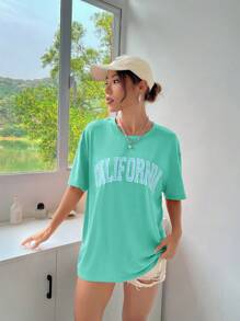 SHEIN Qutie Đồ họa Chữ cái Áo thun Thả vai - Màu xanh Bạc hà - Xem 3