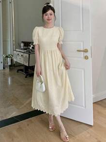 DAZY 素色泡泡袖貝殼邊蕾絲連衣裙 - 米色 - 查看 2