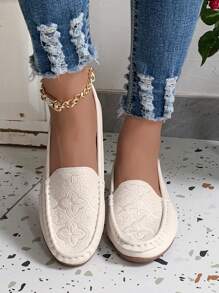 Women Floral Embroidered Stitch Detail Flat Loafers, Fashion Outdoor Flats - Beige - View 3