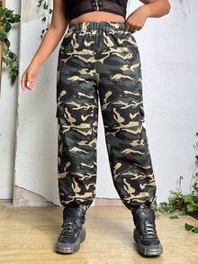 SHEIN Coolane Plus Camo Print Flap Pocket Side Cargo Pants - Multicolor - View 3