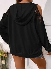 SHEIN LUNE Áo sweatshirt trễ vai phối ren tương phản cỡ lớn - màu đen - Xem 2