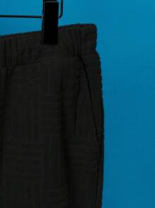 Manfinity NXTstreet Men Solid Tee & Drawstring Waist Shorts - Black - View 3