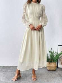 SHEIN Privé 小高領燈籠袖後背繫帶連衣裙 - 米色 - 查看 6