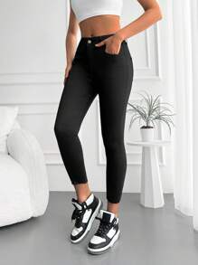 RueChic Solid Slant Pocket Skinny Cropped Jeans - Black - View 4