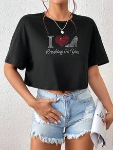 SHEIN Essnce 水鑽心和標語圖案落肩袖短款T恤 - 黑色 - 查看 1