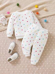 SHEIN 2 件套新生婴儿男女可爱波尔卡圆点法兰绒运动衫和裤子，男女通用实用简约百搭婴儿服装