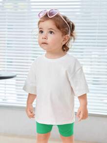 SHEIN Đứa bé gái Đồ họa Khẩu hiệu Áo thun & quần đùi - Nhiều màu - Xem 2