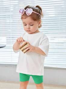 SHEIN Đứa bé gái Đồ họa Khẩu hiệu Áo thun & quần đùi - Nhiều màu - Xem 4