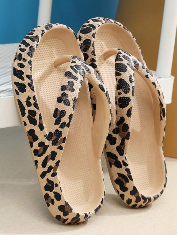 Summer Beach Slipper Women's Thick-soled Anti-slip Plastic Sandals Leopard Print Casual Cloud Slippers, Fashionable Leopard Print Khaki Flip Flops