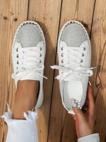 女式運動滑板鞋，水鑽裝飾前繫帶運動鞋