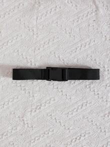 男嬰字母圖案T恤和翻蓋細節附腰帶短褲