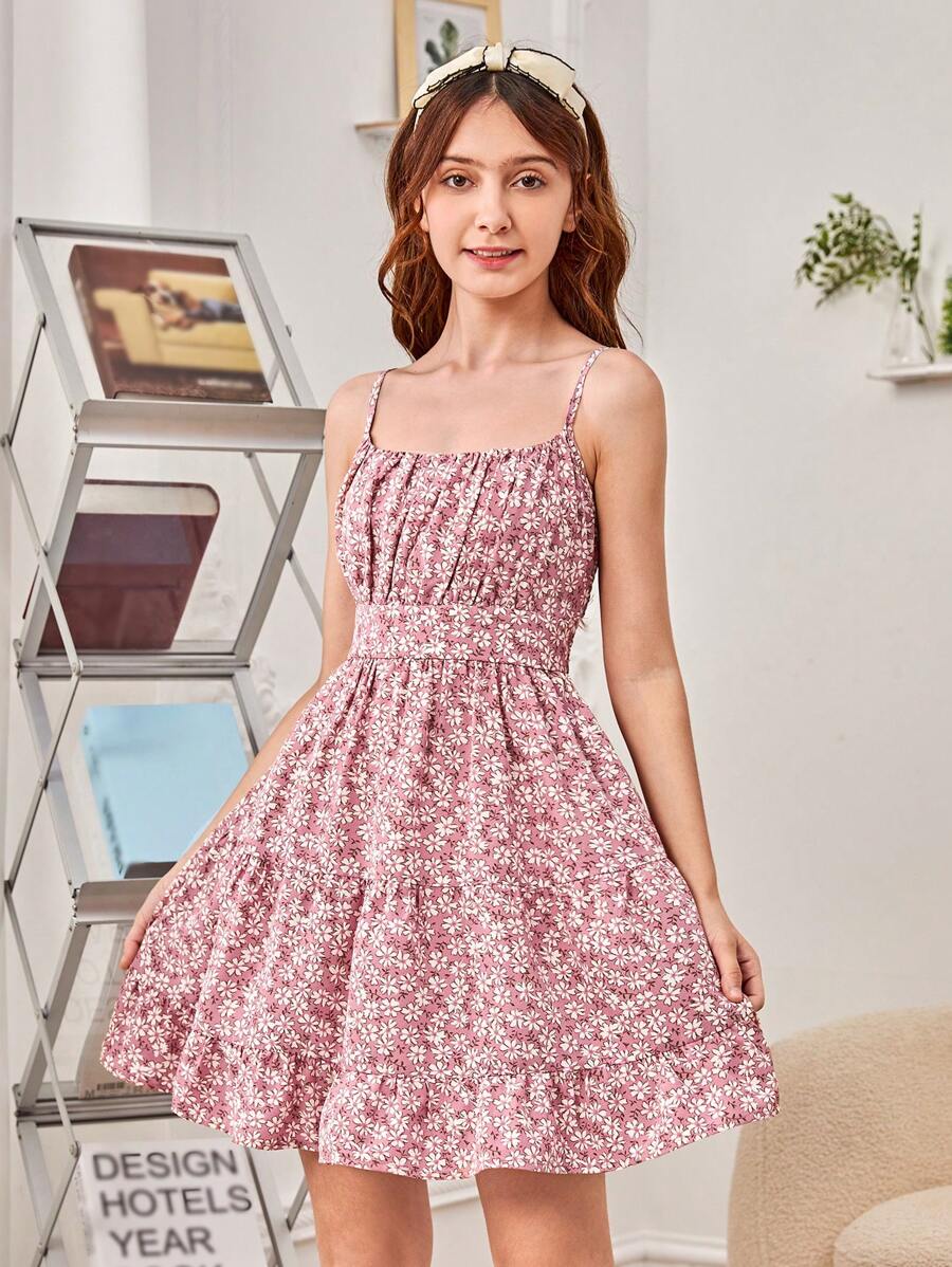 SHEIN 青少年女孩碎花胸部褶皺荷葉邊吊帶連衣裙 - 彩色 - 查看 1
