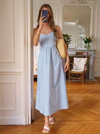 Poéselle Randigt Tryck Knappar Framtill Linne Klänning