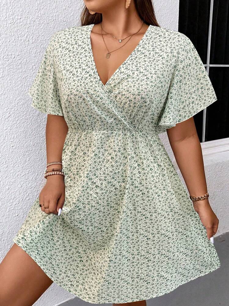 SHEIN LUNE Plus Ditsy Floral Print Butterfly Sleeve Dress - Apricot - View 4