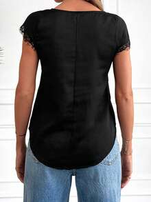 EURMUSE 素色拼接蕾絲邊襯衫 - 黑色 - 查看 2