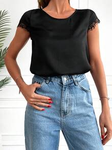 EURMUSE 素色拼接蕾絲邊襯衫 - 黑色 - 查看 5