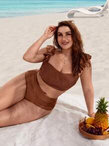 SHEIN Swim Curve Conjunto de bikini con parte superior e inferior con volantes y fruncido para tallas grandes, traje de baño para la playa de verano - Marrón - Ver 4