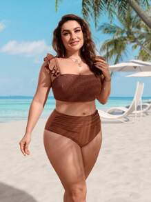 SHEIN Swim Curve Conjunto de bikini con parte superior e inferior con volantes y fruncido para tallas grandes, traje de baño para la playa de verano - Marrón - Ver 5
