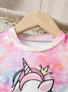 SHEIN 女小童2入組/套紮染卡通休閒短袖T恤和短褲帶圓形翻領適用於兒童,夏天 - 彩色 - 查看 5