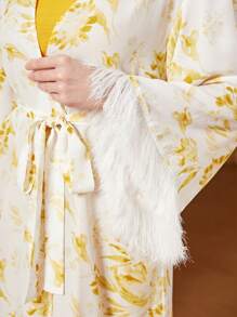 Modelyn 印花毛茸茸袖口腰帶外套和洋裝 - 黃色 - 查看 6