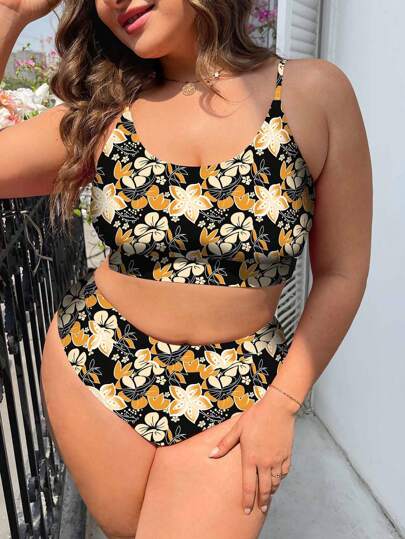 SHEIN Swim Curve 大尺碼花卉印花比基尼套裝，夏日海灘必備