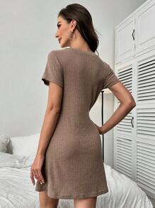 Vestido homewear con botón delantero tejido de canalé - Marrón - Ver 2