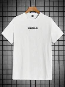 Manfinity RebelGame 男士雕塑和標語圖案T恤