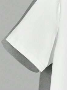 Manfinity RebelGame 男士雕塑和標語圖案T恤