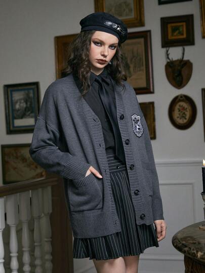 Academia Badge Patched Dual Pocket Drop Shoulder Cardigan