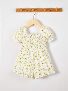 SHEIN Baby Ditsy Floral Print Puff Sleeve Ruffle Hem Romper - Multicolor - View 2