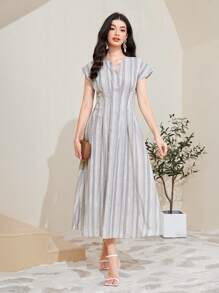 Mulvari Cotton Striped Print Notched Neckline Dress - Multicolor - View 4