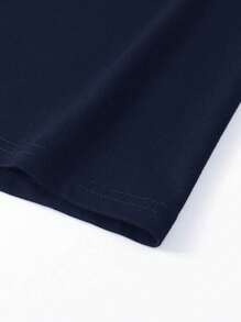 Manfinity Homme Nam Plus Đồ họa Chữ cái Áo thun - Màu xanh hải quân - Xem 3