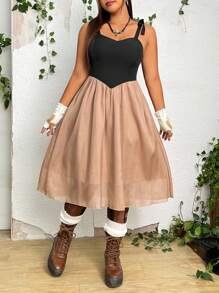 SHEIN PUNK 大碼雙色肩上打結吊帶洋裝 - 彩色 - 查看 3