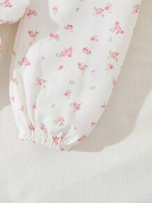 SHEIN Baby Girls' Sweet Peter Pan Collar Ditsy Floral Print Bubble Sleeve Two Piece Set For Autumn And Winter - White - View 6