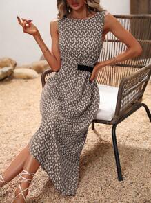 SHEIN Privé 滿版印花不對稱下擺連衣裙 - 卡其色 - 查看 4