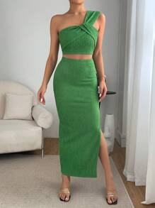 SHEIN Privé One Shoulder Crop Top & Split Thigh Skirt - Green - View 5