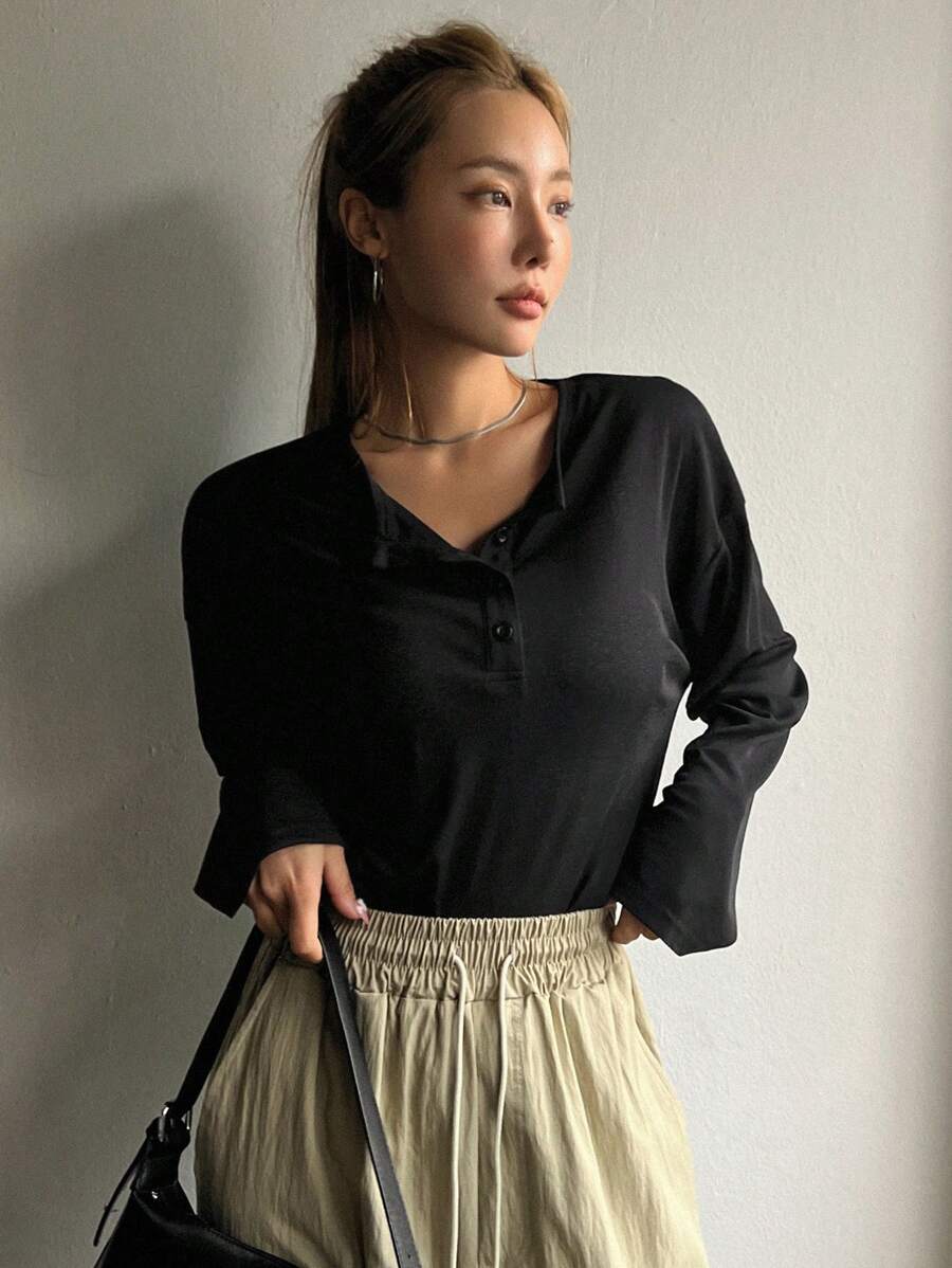 DAZY Áo thun trễ vai cài nửa nút, Áo dài tay thời trang mùa thu - màu đen - Xem 1