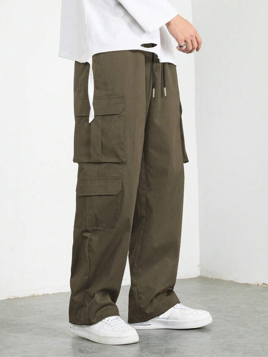 Manfinity Hypemode 鬆身男式貨物褲,帶有蓋口口袋、側邊束繩腰 - 軍綠色 - 查看 1