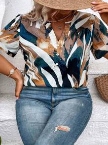 SHEIN Unity 大碼滿版印花缺口領半排扣襯衫 - 彩色 - 查看 3