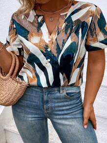 SHEIN Unity 大碼滿版印花缺口領半排扣襯衫 - 彩色 - 查看 4