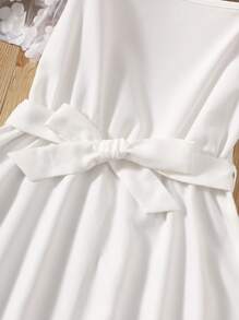 女大童貼花網紗袖連衣裙