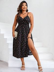 SHEIN Franclia 大碼草莓圖案高衩吊帶洋裝 - 黑色 - 查看 8