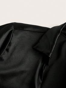 SHEIN ICON Fuzzy Cổ tay áo Nút phía trước Xa ten Áo sơ mi - màu đen - Xem 3